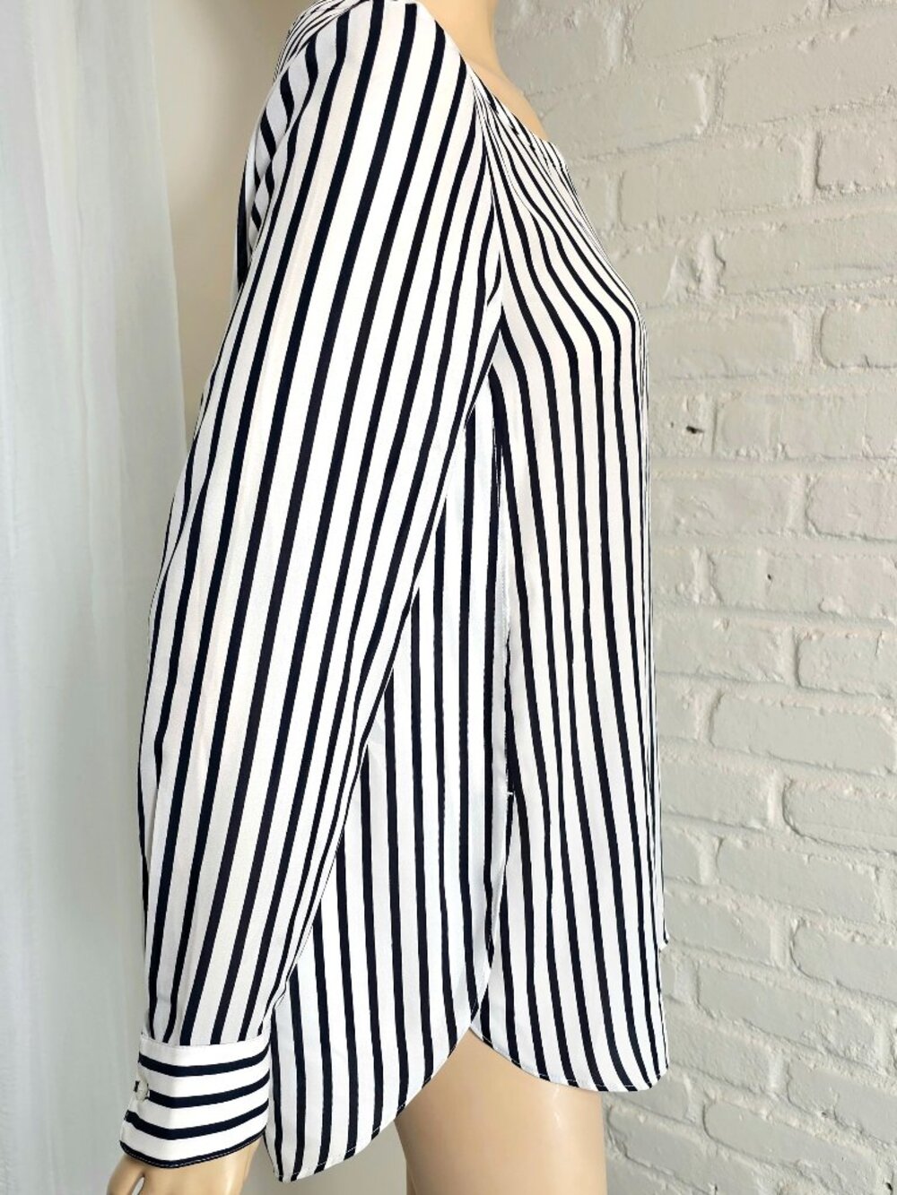 NWT Banana Republic Black White Stripe Boat Neck Blouse Size M Workwear Tunic - Picture 7 of 8